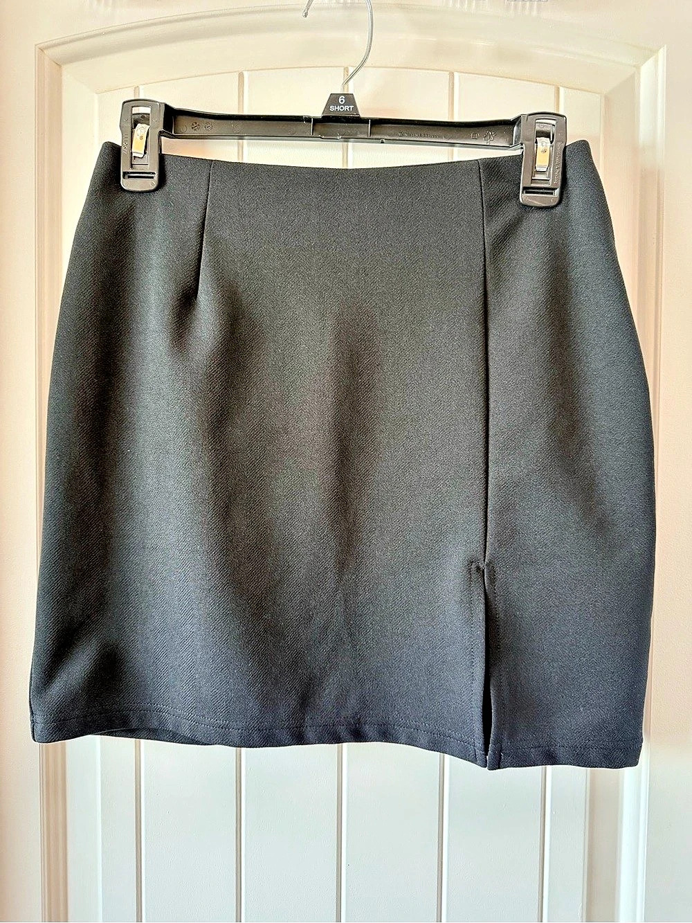 Mini Skirt in Black Size Small Like New